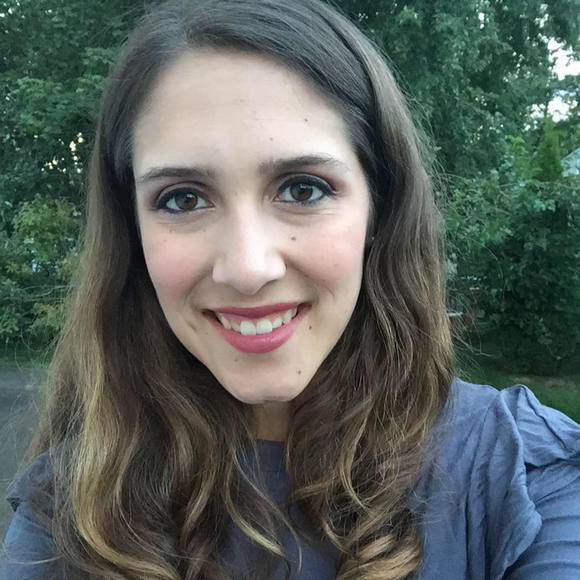 Meet your Posher, Dina - Picture 1 of 1